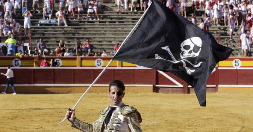 Matador mit Totenkopf Flagge