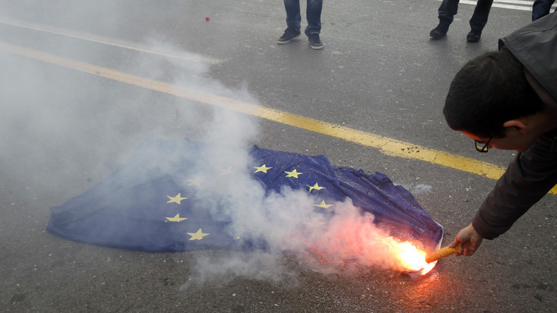 EU-Flagge verbrennen