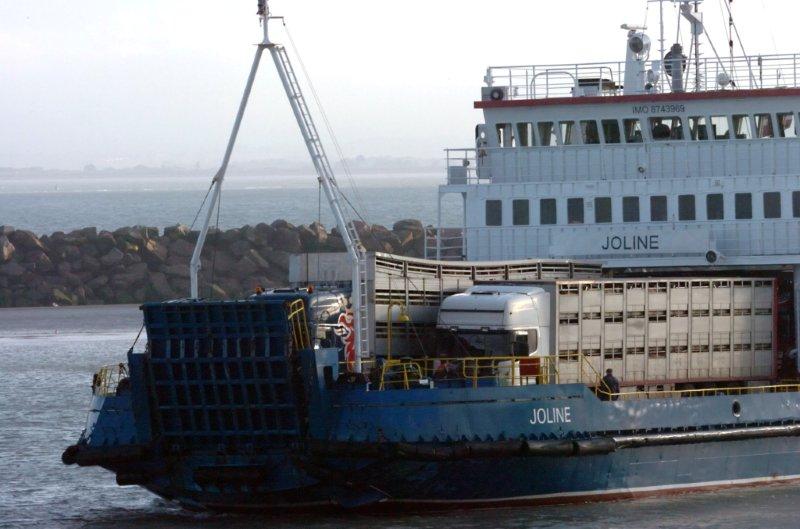 wonky roof on joline