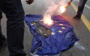 brennende-eu-flagge_